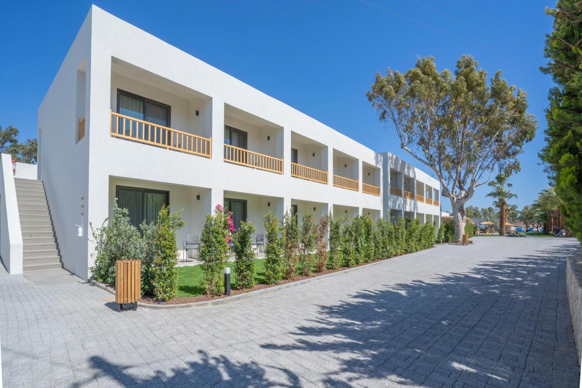 Regia Mare Beach Hotel & Spa Bodrum Ortakent Bagian luar foto